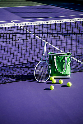 포토 JPG 주간 가방 사람없음 야외 테니스 테니스라켓 테니스용품 네트 테니스장 테니스공 오브젝트 국내포토 자연요소 잡화 스포츠용품 스포츠 공 스포츠시설 구기 라켓 파일형식