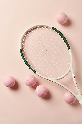 포토 JPG 스튜디오촬영 실내 사람없음 하이앵글 테니스 테니스라켓 테니스용품 테니스공 오브젝트 분홍색배경 국내포토 스포츠용품 뷰포인트 분홍색 백그라운드 공 내부 구기 라켓 파일형식