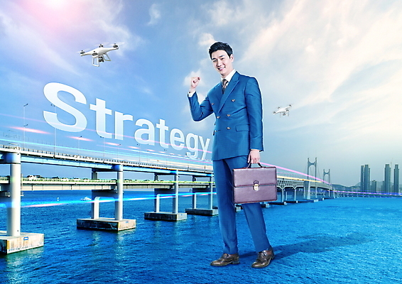 전신 PSD 편집이미지 남자 서류가방 비즈니스 하늘 한명 서기 미소 들기 정장 빌딩 20대 성인 타이포그라피 건물 파란색 빛 강 파이팅 한국인 비즈니스맨 계획 드론 가교 성인남자한명만 모빌리티 이미지편집 문자 1 건축물 옷 교통수단 컬러 컨셉 가방 모션 표정 사람 동양인 청년 직장인 남자한명만 성인남자만 파일형식