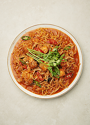 포토 JPG 스튜디오촬영 접시 회색배경 사람없음 하이앵글 매움 미나리 아귀찜 일품요리 국내포토 식기 음식 뷰포인트 백그라운드 채소 실내 회색 맛 찜 파일형식