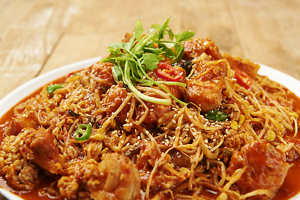 포토 JPG 스튜디오촬영 접시 사람없음 매움 미나리 아귀찜 일품요리 나무배경 국내포토 식기 음식 백그라운드 채소 실내 맛 찜 파일형식