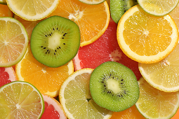 포토 JPG 해외이미지 꽃 음식 분홍색 조각 백그라운드 잎 오렌지 과일 귤 키위 사람없음 빨간색 초록색 노란색 쌓기 식사 젖음 흰색 신선 그룹 닫기 자르기 레몬 라임 흙더미 내추럴 숙성 채식주의자 많음 개조 국경 해외포토 식물 컬러 컨셉 모션 흙 채식 파일형식 더미 이미지허브