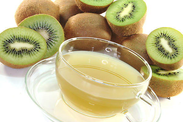 포토 JPG 해외이미지 단면 실내 키위 사람없음 아웃포커스 쌓기 신선 달콤 찻잔 컵받침 흰배경 해외포토 백그라운드 과일 모션 잔 촬영기법 내부 흰색 맛 받침대 파일형식 이미지허브