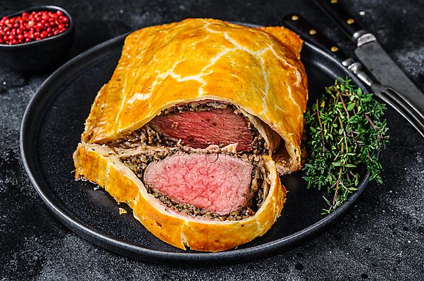 포토 JPG 해외이미지 검은배경 단면 서양음식 실내 사람없음 비프웰링턴 해외포토 음식 백그라운드 내부 검은색 파일형식 이미지허브