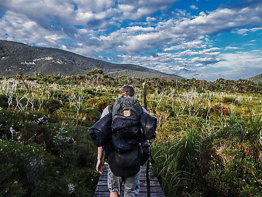 포토 JPG 해외이미지 여행 배낭 국립공원 사람 성인 사람없음 캠핑 하이킹 황무지 해외포토 공원 가방 레저 파일형식 이미지허브