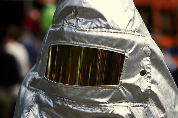 포토 JPG 해외이미지 얼굴 불 정장 사람없음 머리 뉴스 보호 은색 소방관 천 특별함 해외포토 자연요소 옷 컬러 컨셉 신체부위 직물 구조원 소방 파일형식 이미지허브