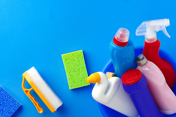 포토 JPG 해외이미지 실내 사람없음 청소도구 세제 오브젝트 담기 파란배경 스펀지 청소용솔 해외포토 백그라운드 모션 내부 파란색 도구 청소 파일형식 이미지허브