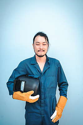 포토 JPG 해외이미지 직업 손 디자인 남자 산업 장갑 백그라운드 컨셉 비즈니스 건축양식 부동산 노동자 주택 가면 한명 서기 안전 사람 건물 장비 도구 공구 잡기 업무 엔지니어 수리 망치 건축가 땅 서비스 정비공 공학 개발 건축업자 계약자 고립 용접 용접공 재주꾼 조작 해외포토 1 건축물 잡화 교육 건축 모션 신체부위 작업 기술자 재산 계약 파일형식 이미지허브