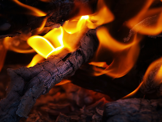 포토 JPG 해외이미지 백그라운드 오렌지 모션 자연 불꽃 따뜻함 사람없음 목재 빨간색 빛 노란색 검은색 에너지 뜨거움 닫기 오븐 더위 위험 모닥불 혀 묘사 유기농 벽난로 질감 매움 화재 열정 온도 내추럴 연소 석탄 엘리먼트 여신 재 점화 지옥 화상 해외포토 나무 웰빙 감정 컬러 컨셉 과일 재료 불 날씨 가전제품 입 맛 상처 사건 생태계 파일형식 이미지허브