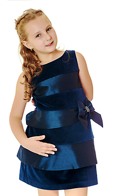 포토 JPG 해외이미지 백인 모델 1 라이프스타일 헤어스타일 응시 드레스 옷 공원 여자 딸 행복 얼굴 어린이 백그라운드 가족 자연 한명 사람 야외 뷰티 유행 기쁨 흰색 표현 달콤 작음 고립 초보 해외포토 서양인 시선 공공시설 감정 컬러 관계 생활 신체부위 맛 크기 생태계 파일형식 이미지허브