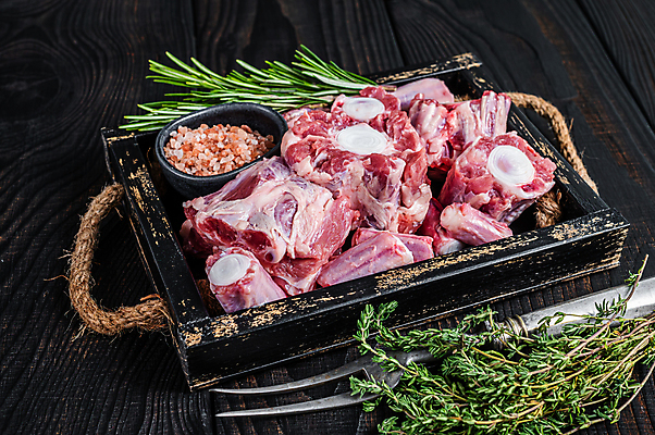 포토 JPG 해외이미지 음식 조각 백그라운드 재료 탁자 염소 뼈 건강 육류 스테이크 요리 사람없음 목재 빨간색 주방 식당 검은색 소고기 흰색 신선 소 그릴 수프 바비큐 자르기 준비 꼬리 날것 후추 양고기 생식 소꼬리 송아지고기 정육점 해외포토 나무 컬러 가구 식재료 포유류 모션 주방용품 서양음식 상점 향신료 파일형식 이미지허브