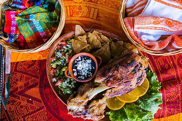 포토 JPG 해외이미지 전통 접시 음식 채소 재료 멕시코 육류 돼지고기 옥수수 요리 사람없음 빨간색 식당 식사 저녁식사 소고기 식탁보 신선 뜨거움 맛 상추 굽기 레몬 메뉴 매움 점심식사 맛있는 해외포토 식기 컬러 컨셉 북아메리카 과일 식재료 곡류 상점 구이 파일형식 이미지허브