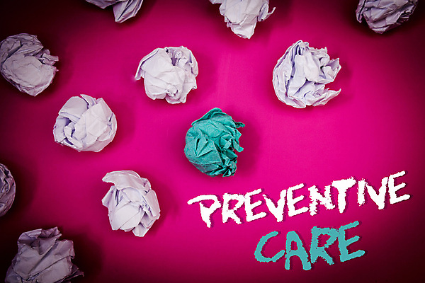 포토 JPG 해외이미지 손글씨 영어 실내 사람없음 일렬 비네팅 종이뭉치 분홍색배경 해외포토 문자 종이 분홍색 백그라운드 촬영기법 내부 뭉치 파일형식 이미지허브