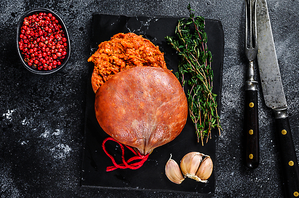 포토 JPG 해외이미지 검은배경 실내 마늘 사람없음 하이앵글 소시지 백리향 해외포토 뷰포인트 백그라운드 채소 내부 검은색 가공식품 파일형식 이미지허브