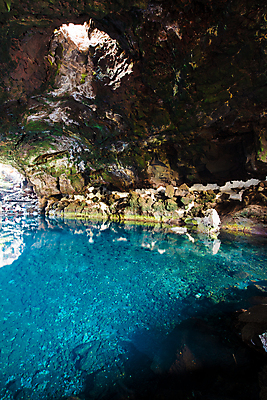 포토 JPG 해외이미지 여행 자연 휴가 휴식 수영장 사람없음 야외 물 파란색 뷰티 반사 수영 터널 스페인 휴양지 암초 용암 이국적 터키석 파라다이스 해외포토 자연요소 유럽 길 컬러 컨셉 장소 수상스포츠 보석 생태계 파일형식 이미지허브