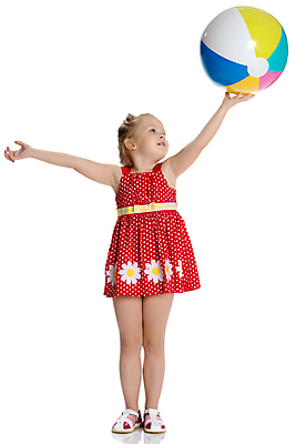 포토 JPG 해외이미지 백인 1 라이프스타일 여자 행복 어린이 스포츠 백그라운드 공 놀이 건강 한명 서기 사람 운동 뷰티 축구 경쟁 기쁨 게임 흰색 표현 작음 고립 플레이어 해외포토 서양인 감정 컬러 컨셉 모션 생활 구기 크기 파일형식 이미지허브