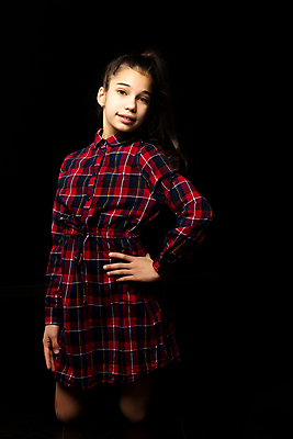 포토 JPG 해외이미지 1 응시 공원 여자 딸 행복 감정 얼굴 어린이 백그라운드 자연 휴가 사랑 한명 사람 야외 여름 뷰티 슬픔 분노 흰색 표현 아기 고독 울음 작음 불만 해외포토 시선 계절 공공시설 컬러 가족 표정 신체부위 크기 생태계 파일형식 이미지허브