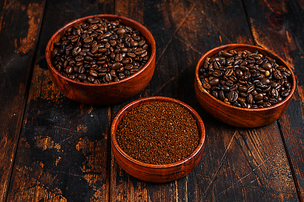 포토 JPG 해외이미지 실내 사람없음 원두 담기 나무그릇 커피가루 나무배경 해외포토 그릇 커피 백그라운드 모션 내부 목재 가루 파일형식 이미지허브