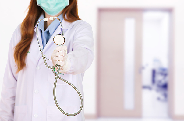 포토 JPG 해외이미지 백인 직업 여자 백그라운드 유니폼 청진기 태국 노동자 한국 건강 병원 가면 미소 사람 동양인 성인 사람없음 치료 약 일본 중국 간호사 의사 흰색 업무 실험실 외과 돌봄 해외포토 서양인 옷 아시아 컬러 의학 의료기기 모션 표정 실험 인종 의료진 작업 파일형식 이미지허브