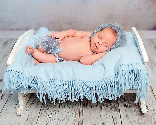 포토 JPG 해외이미지 남자 한명 사람 파란색 귀여움 침대 아기 신생아 잠 담요 남자아기한명만 해외포토 1 컬러 가구 컨셉 남자한명만 남자아기만 파일형식 이미지허브