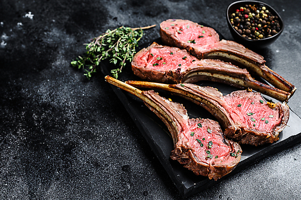 포토 JPG 해외이미지 검은배경 실내 사람없음 양고기 돌판 양갈비 양고기구이 해외포토 백그라운드 육류 내부 검은색 돌_바위 구이 파일형식 이미지허브