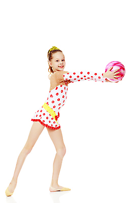 포토 JPG 해외이미지 백인 행복 어린이 밧줄 스포츠 포즈 백그라운드 크리스마스 겨울 휴가 새로움 바닥 건강 한명 서기 사람 파란색 운동 뷰티 스트레칭 연주자 댄서 흰색 춤 눈송이 유연 발레 발레리나 체조선수 체조 해외포토 서양인 직업 1 계절 기념일 감정 줄 컬러 컨셉 모션 문화예술 운동선수 눈_날씨 음악가 파일형식 이미지허브