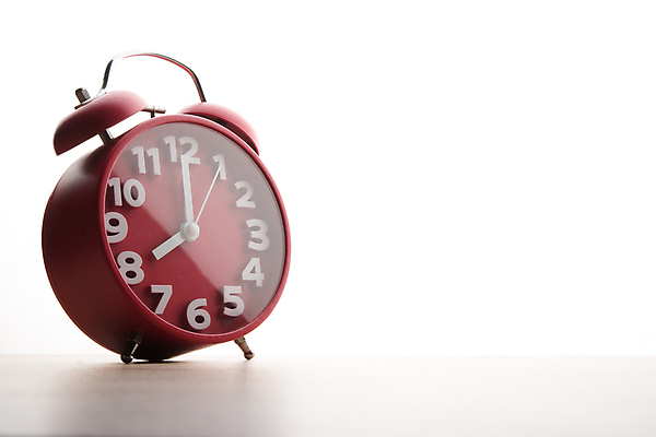 포토 JPG 해외이미지 시계 백그라운드 비즈니스 아침 사람없음 빨간색 수확 종 흰색 반지 시간 잠 업무 원형 손목시계 오브젝트 사인 속도 복고 공포 경보 고립 분 옛날 조언 스타일 해외포토 주간 도형 컬러 농업 장신구 작업 파일형식 이미지허브