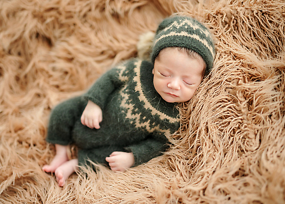 포토 JPG 해외이미지 남자 한명 사람 귀여움 아기 신생아 잠 담요 니트 양모 남자아기한명만 안락 해외포토 1 컨셉 상의 직물 남자한명만 남자아기만 파일형식 이미지허브