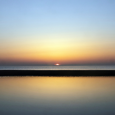 포토 JPG 해외이미지 파도 바다 자연 하늘 아침 사람없음 야외 햇빛 태양 일출 맑음 해외포토 주간 자연요소 날씨 노을 생태계 파일형식 이미지허브