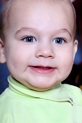 포토 JPG 해외이미지 응시 행복 감정 얼굴 어린이 건강 한명 미소 웃음 소년 파란색 귀여움 기쁨 표현 아기 신생아 입 닫기 피부 만족 호기심 긍정 결백 돌봄 천진난만 해외포토 1 시선 남자 컬러 컨셉 모션 표정 사람 신체부위 파일형식 이미지허브