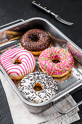 포토 JPG 해외이미지 디저트 쟁반 실내 사람없음 여러개 도넛 담기 해외포토 음식 다수 모션 내부 파일형식 이미지허브