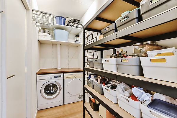 포토 JPG 해외이미지 가정 선반 실내 사람없음 내부 인테리어 방 빨래 세탁기 세탁실 수납박스 수납상자 해외포토 디자인 가구 가사 상자 가전제품 파일형식 이미지허브