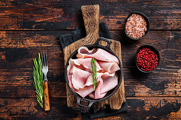 포토 JPG 해외이미지 실내 사람없음 하이앵글 로즈메리 통후추 프로슈토 나무배경 핑크솔트 해외포토 뷰포인트 백그라운드 내부 허브 햄 소금 후추 파일형식 이미지허브