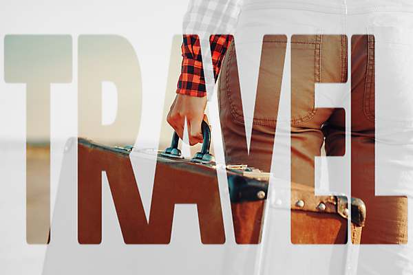 포토 JPG 해외이미지 백인 1 라이프스타일 여자 여행 컨셉 휴가 손잡이 서기 사람 성인 사람없음 야외 단어 여행객 여행가방 수확 짐 잡기 복고 구식 더블 떠남 옛날 스타일 많음 효과 해외포토 서양인 문자 농업 가방 모션 생활 파일형식 이미지허브