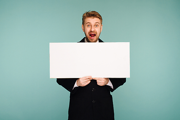 포토 JPG 해외이미지 직업 손 배너 행복 포스터 종이 백그라운드 비즈니스 텍스트 간판 광고판 한명 미소 사람 정장 세일 우주 공백 방 흰색 잡기 비즈니스맨 신용카드 발표 메시지 우아함 닫기 종업원 사인 경영자 보여주기 시트 경영 고립 제의 해외포토 1 옷 남자 감정 컬러 컨셉 모션 알림판 표정 신체부위 금융 직장인 리더 판 파일형식 이미지허브