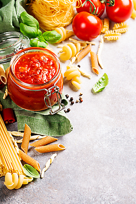 포토 JPG 해외이미지 전통 라이프스타일 음식 백그라운드 다이어트 토마토 채소 재료 파스타 건강 스파게티 요리 사람없음 빨간색 빛 주방 저녁식사 이탈리아 기구 시골 신선 오픈 항아리 클래식 기름 상품 케첩 먹기 준비 유기농 올리브 레시피 통조림 바질 점심식사 볼로냐 살사댄스 입가심 채식주의자 핸드메이드 카피스페이스 해외포토 웰빙 열매 유럽 컬러 컨셉 모션 서양음식 생활 식사 공백 춤 도자기 소스_음식 채식 파일형식 이미지허브