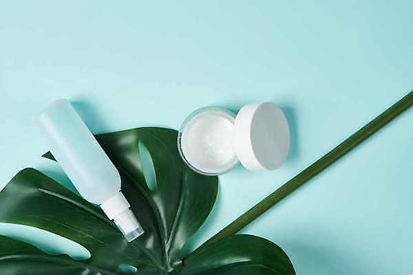 포토 JPG 해외이미지 꽃 분홍색 백그라운드 컨셉 신체 자연 휴식 건강 사람없음 목재 치료 장식 초록색 파란색 수건 뷰티 우주 상점 스파 목욕 화장품 욕실 흰색 아기 마사지 고급 정상 소금 비누 아로마테라피 샴푸 테라피 내추럴 고립 돌봄 위생관리 페디큐어 항목 해외포토 나무 식물 컬러 재료 의학 모션 관리 사람 위생용품 청결 생태계 파일형식 이미지허브