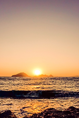 포토 JPG 해외이미지 유럽 바다 섬 자연 하늘 파노라마 사람없음 야외 일출 지중해 해외포토 나라 촬영기법 노을 생태계 파일형식 이미지허브