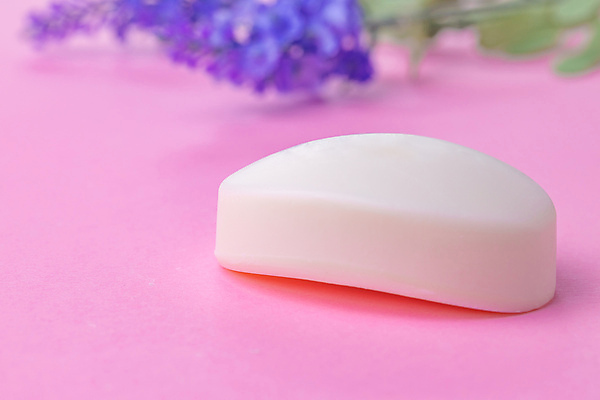 포토 JPG 해외이미지 사람없음 아웃포커스 청결 오브젝트 고체 위생관리 분홍색배경 해외포토 분홍색 백그라운드 촬영기법 관리 위생 파일형식 이미지허브