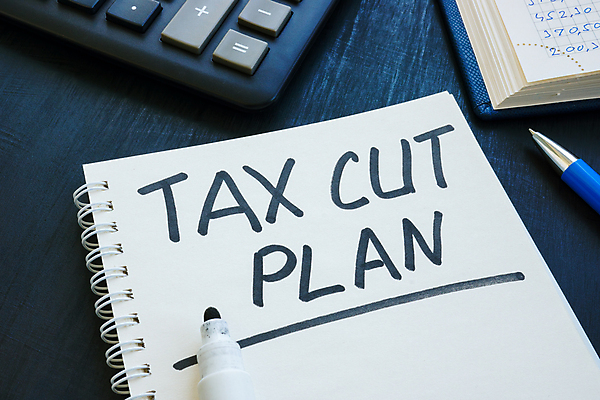 포토 JPG 해외이미지 컨셉 돈 비즈니스 사람없음 금융 계획 자르기 하락 회계 경영 세금 줄이기 과세 해외포토 모션 경제 재산 파일형식 이미지허브