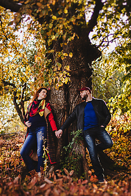 포토 JPG 해외이미지 백인 라이프스타일 커플 여자 남자 행복 백그라운드 2 데이트 가족 관계 포옹 자연 남편 키스 함께함 이야기 사랑 사람 성인 야외 두명 뷰티 유행 임신 낭만 흰색 아내 냄새 스타일 혜택 해외포토 서양인 감정 컬러 컨셉 안기 생활 애정표현 생태계 파일형식 이미지허브