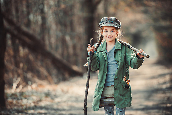 포토 JPG 해외이미지 나무 백인 라이프스타일 공원 여자 행복 어린이 가방 자연 한명 사람 야외 목재 초록색 핸드백 수확 막대기 지갑 숲 작음 복고 조립 캡모자 파우치 해외포토 서양인 식물 모자_잡화 1 잡화 공공시설 감정 컬러 농업 재료 생활 크기 생태계 파일형식 이미지허브