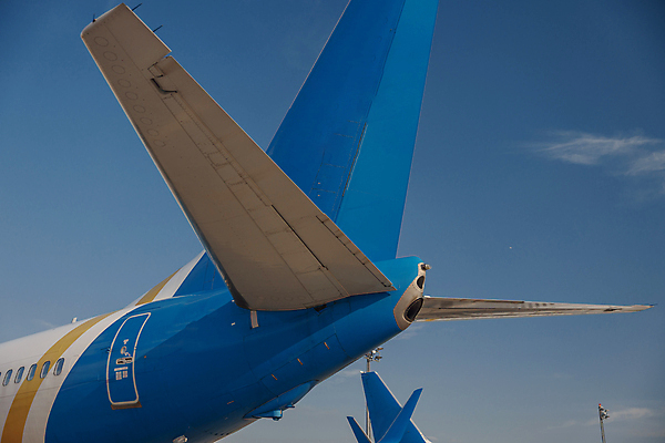 포토 JPG 해외이미지 주간 여행 하늘 비행기 사람없음 야외 맑음 항공 해외포토 자연요소 항공교통 날씨 대중교통 파일형식 이미지허브