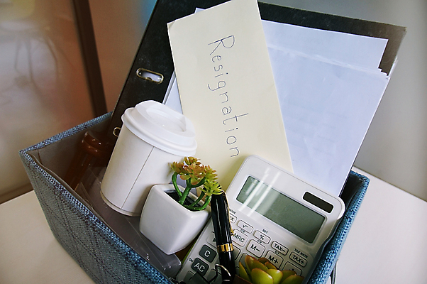 포토 JPG 해외이미지 직업 여자 생각 비즈니스 모션 새로움 주택 직장 실내 사람 동양인 사람없음 상자 사무실 상점 흰색 잡기 업무 비즈니스우먼 주식 상인 책상 창고 테이프 패키지 수납 무거움 소매 주인 적재 물류 짐싸기 판지 삭제 다락방 떠남 분배 어려움 해외포토 컬러 가구 컨셉 회사 문구용품 인종 내부 건물 금융 작업 직장인 무게 파일형식 이미지허브