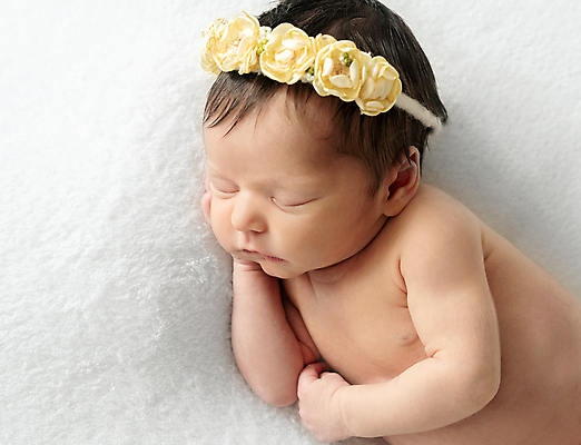 포토 JPG 해외이미지 백인 남자 사랑 한명 사람 귀여움 침대 아기 신생아 머리띠 담요 남자아기한명만 해외포토 서양인 1 감정 가구 컨셉 장신구 남자한명만 남자아기만 파일형식 이미지허브