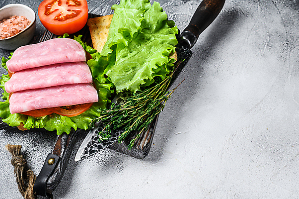 포토 JPG 해외이미지 식재료 실내 샌드위치 사람없음 상추 흰배경 햄 백리향 해외포토 음식 백그라운드 채소 육류 내부 흰색 파일형식 이미지허브