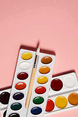 포토 JPG 해외이미지 미술 취미 사람없음 물감 붓 팔레트 분홍색배경 해외포토 분홍색 백그라운드 문화예술 미술도구 파일형식 이미지허브