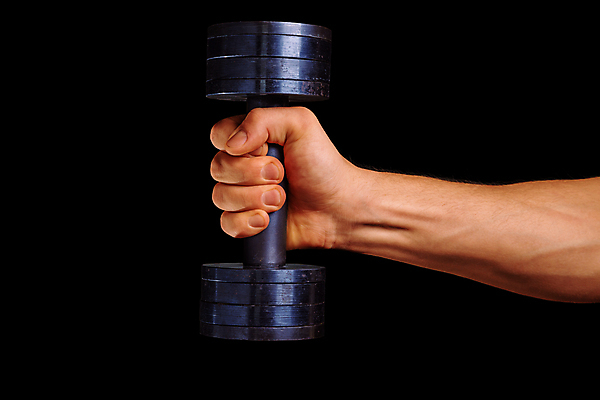 포토 JPG 해외이미지 백인 1 손 남자 스포츠 근육 건강 사람 성인 사람없음 운동 뷰티 우주 검은색 힘 아령 잡기 몸무게 근육질 팔 이두근 해외포토 서양인 컬러 모션 신체부위 몸매 파일형식 이미지허브