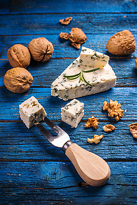 포토 JPG 해외이미지 포크 치즈 사람없음 견과류 호두 블루치즈 해외포토 식기 유제품 파일형식 이미지허브