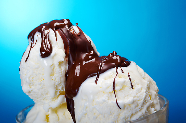 포토 JPG 해외이미지 길 음식 유리 아이스크림 디저트 사탕 사람없음 컵 갈색 초콜릿 꽃병 냉동 얼음 식사 추위 흰색 녹음 사발 맛 유혹 크림 상쾌 고립 바닐라 맛있는 해외포토 자연요소 식기 꽃 감정 컬러 컨셉 재질 기록 사기그릇 파일형식 이미지허브